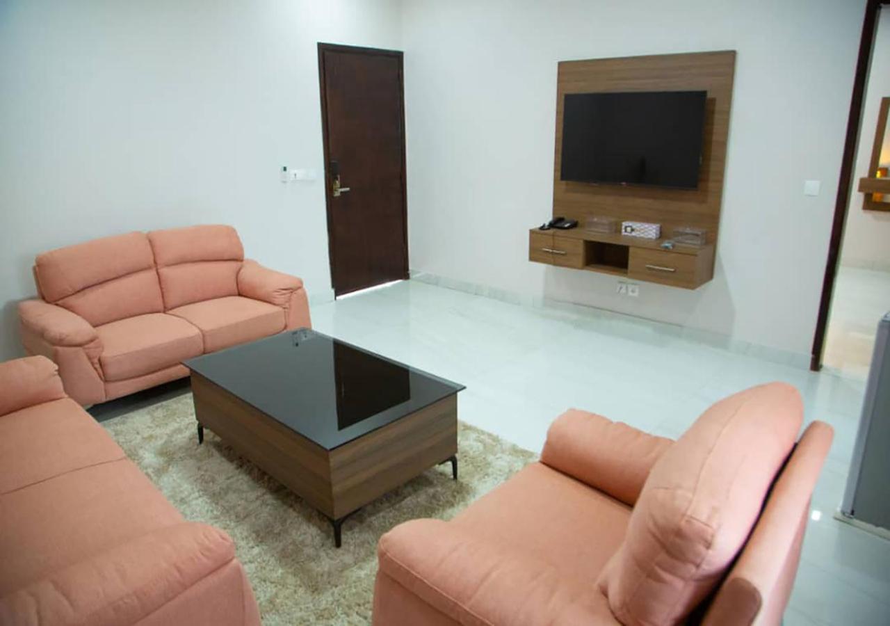 Onyx Hotel Yamoussoukro Buitenkant foto