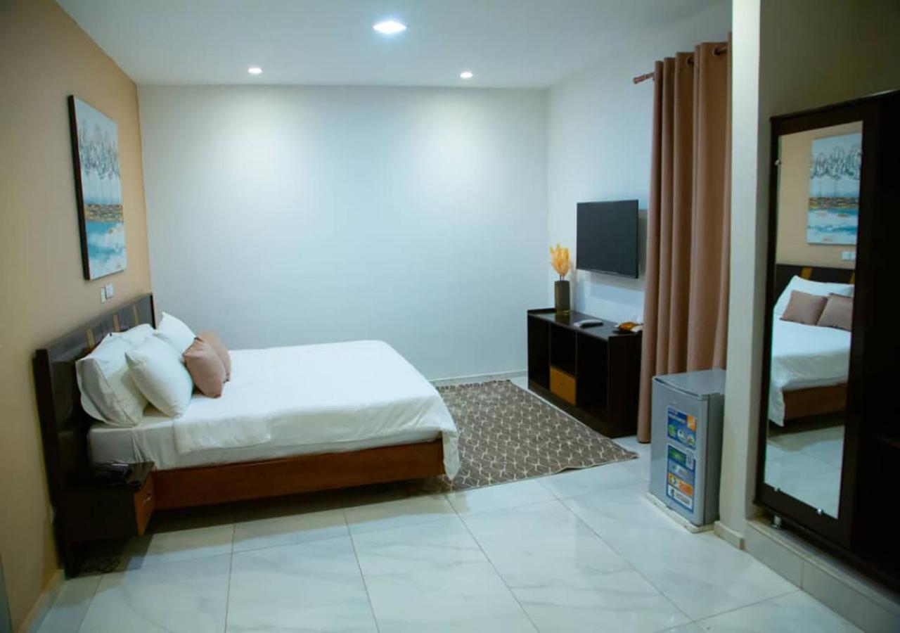 Onyx Hotel Yamoussoukro Buitenkant foto