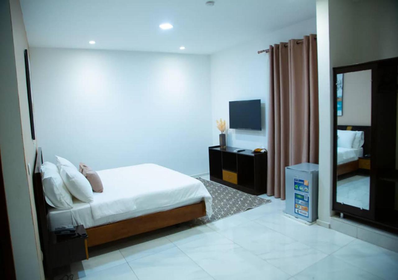 Onyx Hotel Yamoussoukro Buitenkant foto