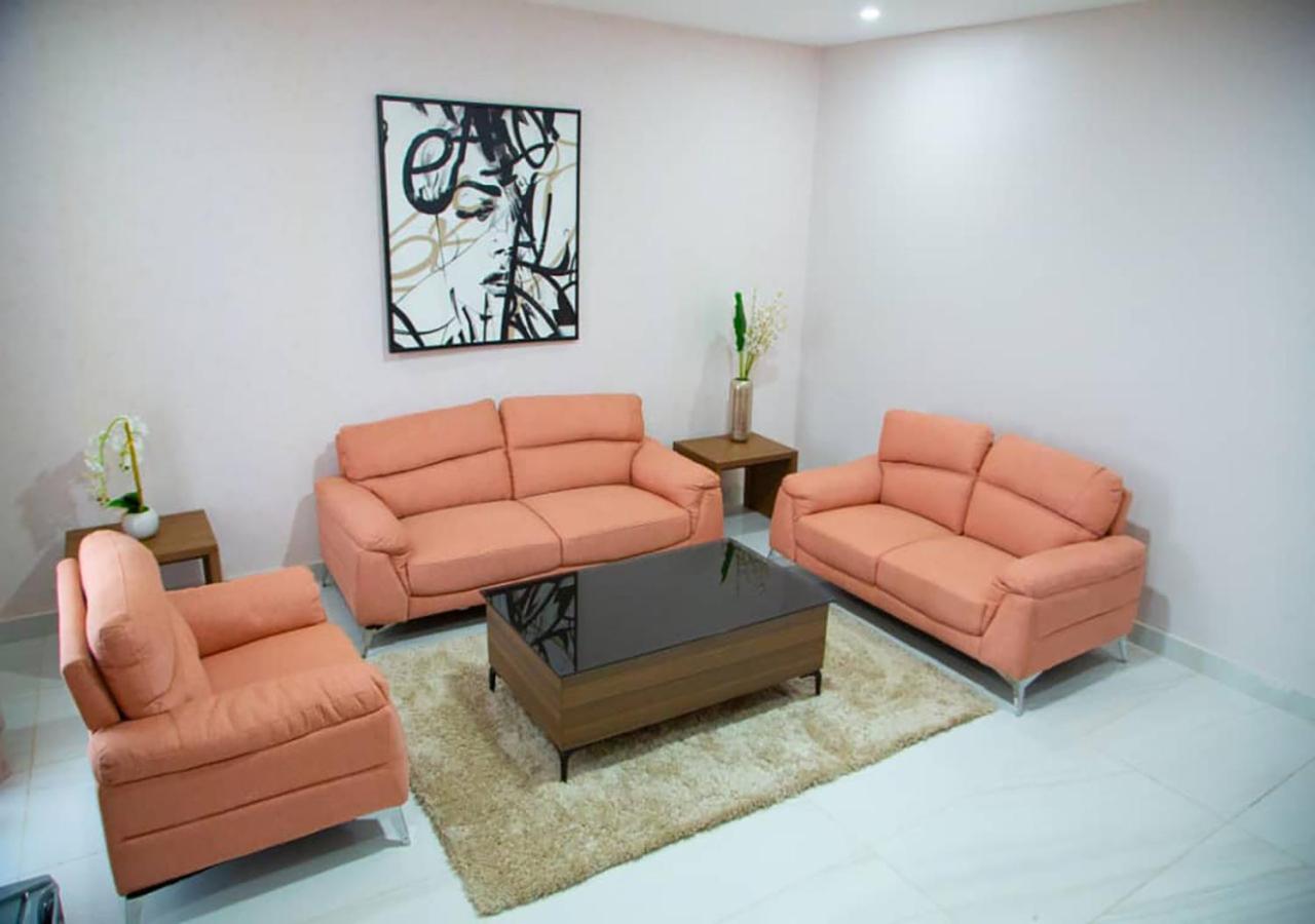 Onyx Hotel Yamoussoukro Buitenkant foto